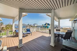 4210 Surf Dr, Galveston, TX 77554 - Photo 11