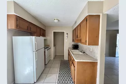 702 Hargest Street #3, Prairie View, TX 77446 - Photo 5