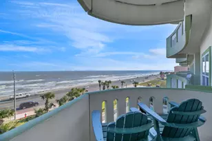 9420 Seawall Blvd, Galveston, TX 77554 - Photo 1