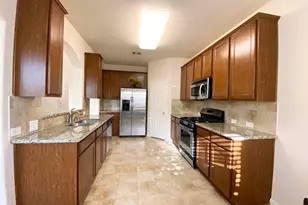 8922 Cedar Mound Ln, Houston, TX 77083 - Photo 9