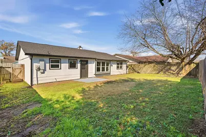 8630 Winewood Drive, Houston, TX 77044 - Photo 31