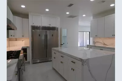 5623 Theall Road, Houston, TX 77066 - Photo 7