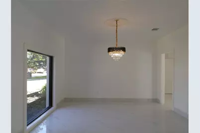 5623 Theall Road, Houston, TX 77066 - Photo 3