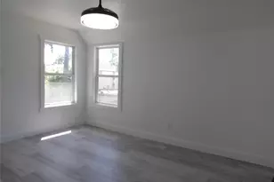 5623 Theall Rd, Houston, TX 77066 - Photo 13