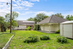 315 E Fannin St, La Grange, TX 78945 - Photo 33