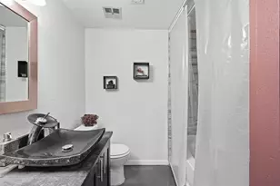 2700 Revere St, Houston, TX 77098 - Photo 15
