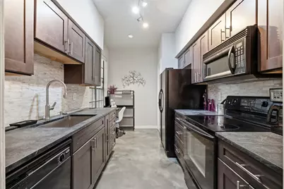 2700 Revere Street #121, Houston, TX 77098 - Photo 7