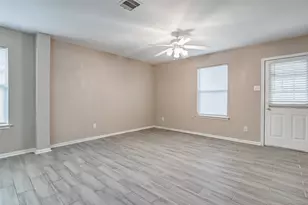 10822 Cane Grove Ln, Houston, TX 77075 - Photo 31