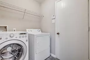 10822 Cane Grove Ln, Houston, TX 77075 - Photo 29