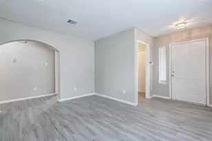 10822 Cane Grove Ln, Houston, TX 77075 - Photo 9