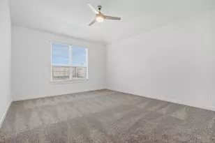 13328 Bear Creek Ct, Conroe, TX 77384 - Photo 11