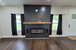 606 E Ahldag St, Wharton, TX 77488 - Photo 9