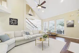 308 Shore Breeze Ln, League City, TX 77573 - Photo 5