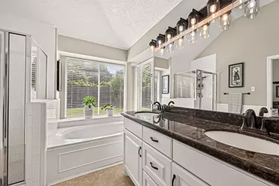 16314 Maple Downs Lane, Sugar Land, TX 77498 - Photo 27