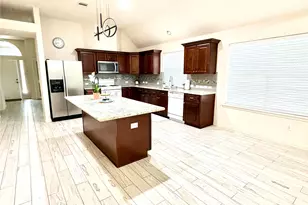 10823 Coral Garden Ln, Houston, TX 77075 - Photo 25