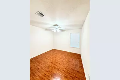 10823 Coral Garden Lane, Houston, TX 77075 - Photo 15