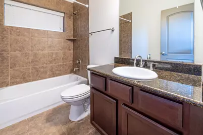 10626 Clearview Villa Place, Houston, TX 77025 - Photo 5