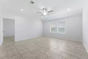 7530 Cynomys Ct, Rosharon, TX 77583 - Photo 11