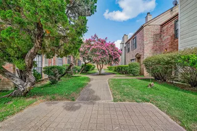 9901 Sharpcrest Street #B3, Houston, TX 77036 - Photo 45