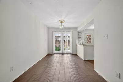 9901 Sharpcrest Street #B3, Houston, TX 77036 - Photo 15