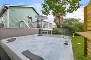 4317 Ave R Ave, Galveston, TX 77550 - Photo 13