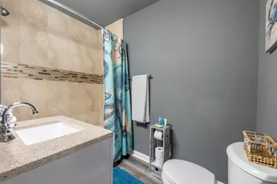 3218 Avenue Q 1/2, Galveston, TX 77550 - Photo 19