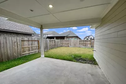 553 Sand Branch, Conroe, TX 77304 - Photo 37