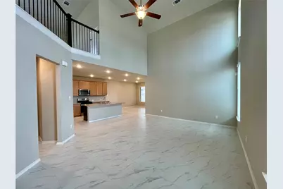553 Sand Branch, Conroe, TX 77304 - Photo 9