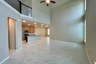 553 Sand Branch, Conroe, TX 77304 - Photo 9