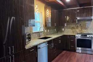 2410 Scott St, La Marque, TX 77568 - Photo 7