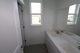 504 Cane Xing Lk Dr, Sealy, TX 77474 - Photo 9