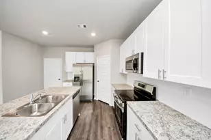 21235 Memorial Vista Dr, Houston, TX 77073 - Photo 7