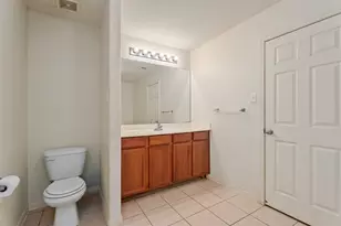 818 Marigold Rd, Baytown, TX 77521 - Photo 21