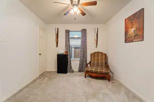 818 Marigold Rd, Baytown, TX 77521 - Photo 27