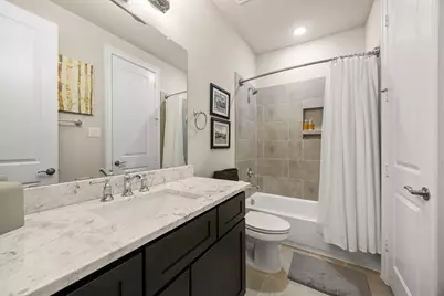 10214 Barwood Drive, Houston, TX 77043 - Photo 39