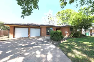 10038 Lazy Oaks St, Houston, TX 77080 - Photo 13