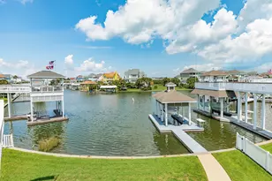 3635 Cove Ln, Galveston, TX 77554 - Photo 21