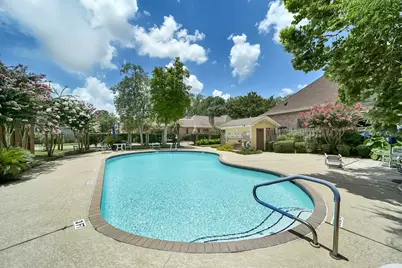 9360 Briar Forest Drive, Houston, TX 77063 - Photo 31