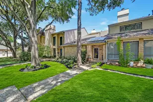 9360 Briar Forest Dr, Houston, TX 77063 - Photo 7