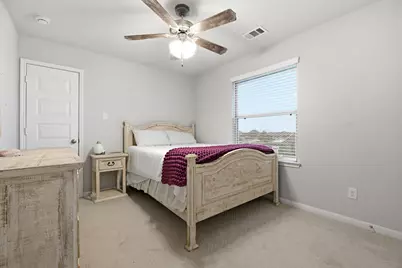 15002 Gulfstream Park Avenue, Mont Belvieu, TX 77523 - Photo 17