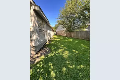 16310 Calistoga Court, Houston, TX 77053 - Photo 33