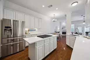 5429 Fairdale Ln, Houston, TX 77056 - Photo 3