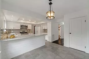 17 E Wandering Oak Dr, The Woodlands, TX 77381 - Photo 19