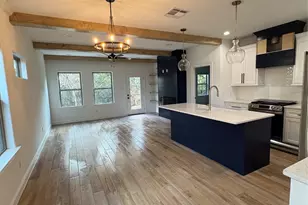 109 Cove Point, Conroe, TX 77356 - Photo 3