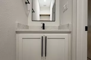 109 Cove Point, Conroe, TX 77356 - Photo 17