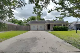 12306 Foxridge Dr, Houston, TX 77037 - Photo 1