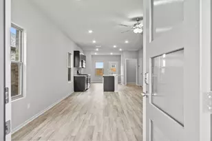 13318 Prado Ridge Ln, Rosharon, TX 77583 - Photo 11