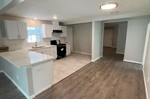 3211 Retta St, Houston, TX 77026 - Photo 1