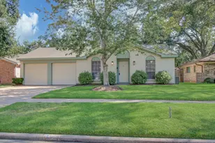 15611 La Casa Ln, Houston, TX 77062 - Photo 1