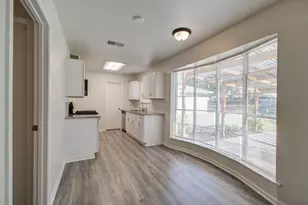 15611 La Casa Ln, Houston, TX 77062 - Photo 13